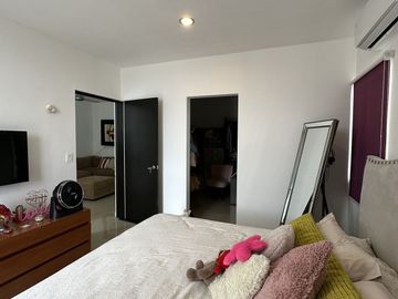 Casa en Venta en Privada Salvia, Floresta Mérida Yucatán.