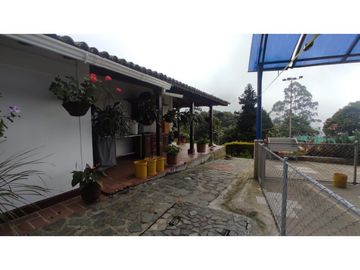 Vendo hermosa casa campestre en Dapa, Cali
