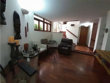 Casa en venta en Urb. San Jorge - Calle Tomasal en Surco