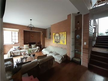 Casa en venta en Urb. San Jorge - Calle Tomasal en Surco