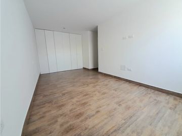 DEPARTAMENTO DE ESTRENO EN SURCO