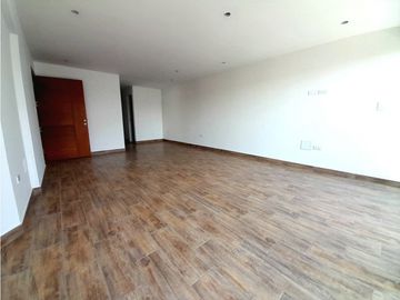 DEPARTAMENTO DE ESTRENO EN SURCO