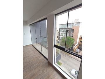 DEPARTAMENTO DE ESTRENO EN SURCO