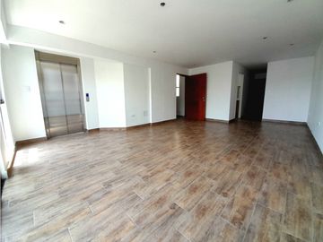 DEPARTAMENTO DE ESTRENO EN SURCO
