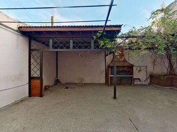 VENTA CASA 6 AMBIENTES EZPELETA