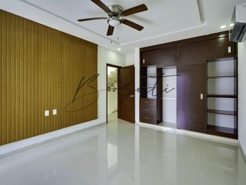 CASA EN VENTA EN CANCÚN AQUA RESIDENCIAL