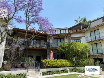 Espectacular casa con un toque colonia moderno a la venta en Tetelpan!