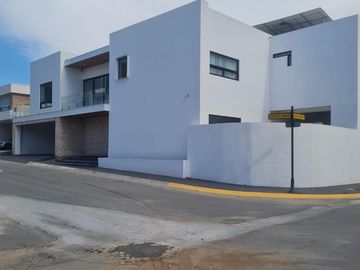 Casa en  venta en zona sur, carretera nacional, Monterrey