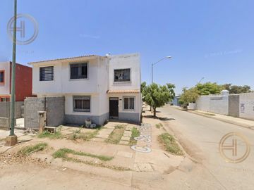 Casa en  VENTA COLONIA SAN FERNANDO A 15 MIN DE MALECON MAZATLAN, SINALOA