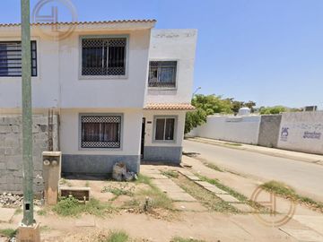 Casa en  VENTA COLONIA SAN FERNANDO A 15 MIN DE MALECON MAZATLAN, SINALOA