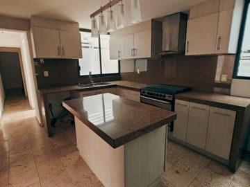 VENTA DE CASA EN CLUB DE GOLF SAN CARLOS
