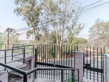 Casa Renta en Av. Circunvalacio?n Pte. 17 Ciudad Brisa, Naucalpan de Jua?rez