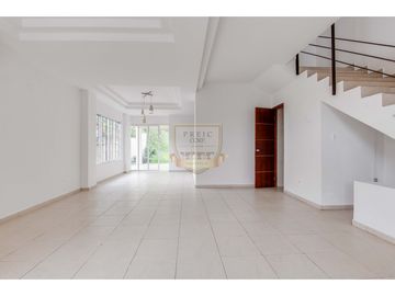 ¡Oportunidad Única! Casa en Betania - 4 Recamaras $299,000 CASH