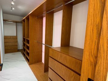 Casa en Venta en La Rioja - Ollauri 481