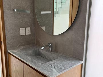 Casa en Venta en La Rioja - Ollauri 481