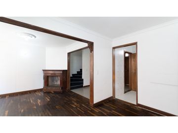 Casa en Venta - Villa Magdala - 177 m2, 3H, 3B, 2P
