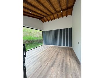 Se vende espectacular finca sector aeropuerto para estrenar