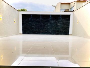 CASA VENTA CIUDAD COUNTRY ⬆2 NIVELES 117M2 🛌3 🚽3🚘2PRP AL