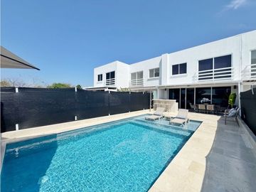 Venta CASA 2 niveles con PISCINA Karibana Beach & Golf Cartagena
