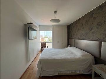 EXCELENTE OPORTUNIDAD PENTHOUSE TERRAZA UNA COCHERA 125 m2