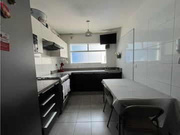 EXCELENTE OPORTUNIDAD PENTHOUSE TERRAZA UNA COCHERA 125 m2