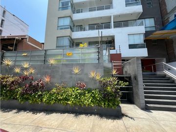 EXCELENTE OPORTUNIDAD PENTHOUSE TERRAZA UNA COCHERA 125 m2