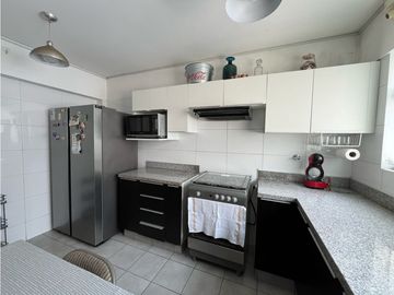EXCELENTE OPORTUNIDAD PENTHOUSE TERRAZA UNA COCHERA 125 m2