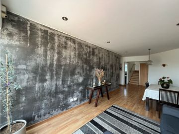 EXCELENTE OPORTUNIDAD PENTHOUSE TERRAZA UNA COCHERA 125 m2