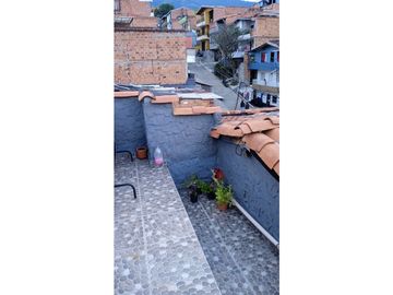 Venta 2 Apartamentos una única propiedad  San Francisco Itagüi