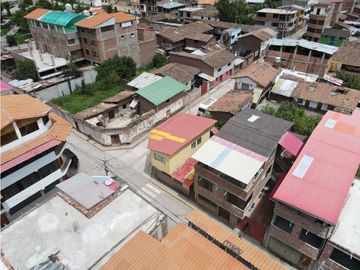 VENDO CASA DE 120 EN COYA A 2 CUADRAS DE LA PLAZA
