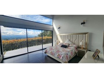 Casa campestre en venta en el Carmen del Viboral