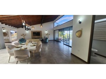 Casa campestre en venta en el Carmen del Viboral