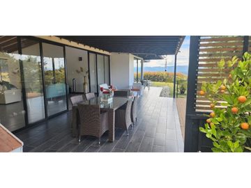Casa campestre en venta en el Carmen del Viboral