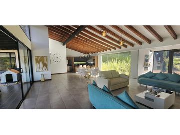 Casa campestre en venta en el Carmen del Viboral