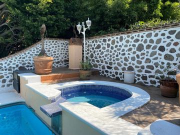 Casa en Fraccionamiento en Hacienda Tetela Cuernavaca - CRB-1244-Fr