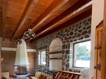 Casa en Fraccionamiento en Hacienda Tetela Cuernavaca - CRB-1244-Fr