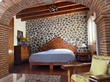 Casa en Fraccionamiento en Hacienda Tetela Cuernavaca - CRB-1244-Fr
