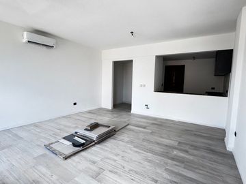 DEPARTAMENTO VENTA MONOAMBIENTE PARQUE CHAS BALCON