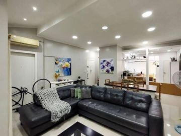 Venta PH tipo casa 6 amb  patio terraza Caballito