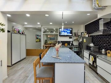 Venta PH tipo casa 6 amb  patio terraza Caballito