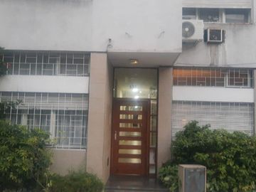 Venta PH tipo casa 6 amb  patio terraza Caballito