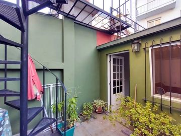 Venta PH tipo casa 6 amb  patio terraza Caballito