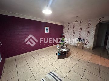 Casa en Venta en AV. Portales con Las Naciones
