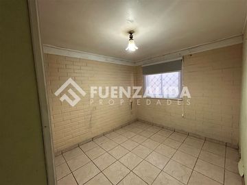 Casa en Venta en AV. Portales con Las Naciones