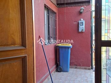 Casa en Venta en METRO ROJAS MAGALLANES