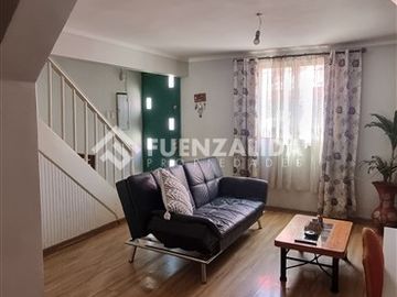 Casa en Venta en Av Pedro Mont