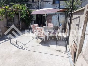 Casa en Venta en Av Pedro Mont