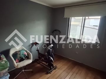Casa en Venta en Av Pedro Mont