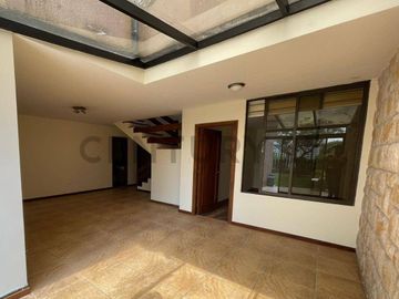 AMPLIO DEPARTAMENTO EN VENTA SECTOR GONZALEZ SUAREZ