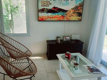Casa con pileta en venta en Santa Guadalupe
